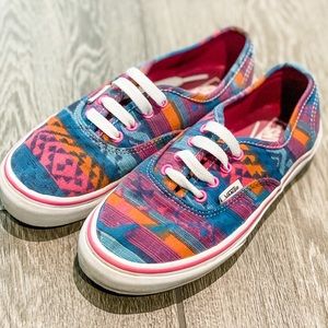 Kids Aztec print Vans, size 3.0